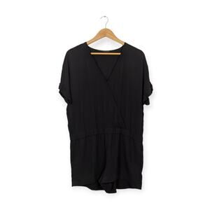 BCBGMaxAzria Black Quincey Surplice Front Short Sleeve Romper Size M